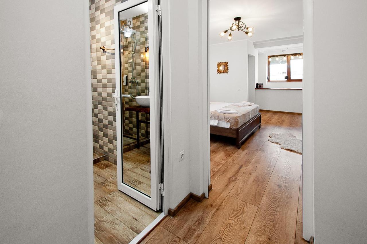 Wood&Steel Apartment غالات المظهر الخارجي الصورة