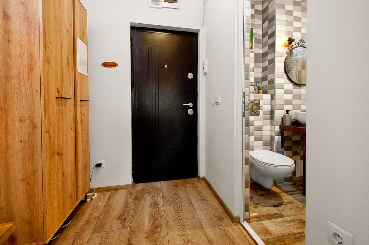 Wood&Steel Apartment غالات المظهر الخارجي الصورة
