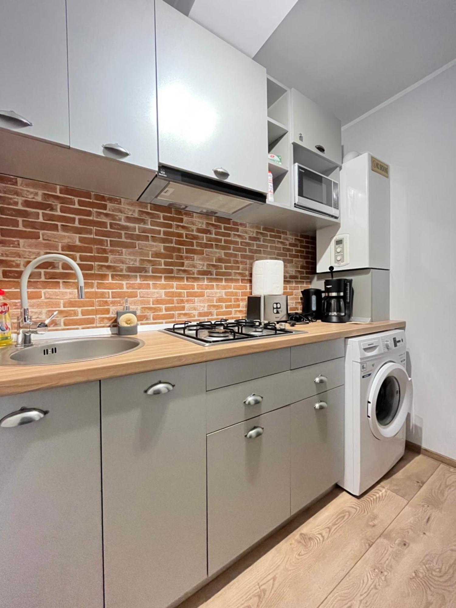 Wood&Steel Apartment غالات المظهر الخارجي الصورة